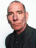 Pete Postlethwaite