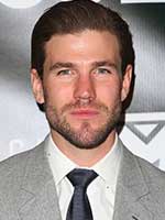 Austin Stowell