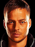 Tom Wlaschiha