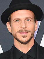 Gustaf Skarsgård