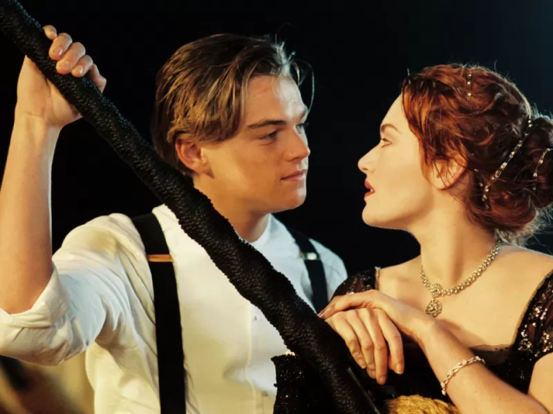 Uno dei grandi misteri del cinema rimane l’identità di colui che drogò il cast di Titanic