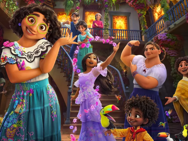 Encanto, John Leguizamo conferma il sequel? ‘Parleremo solo di Bruno!’