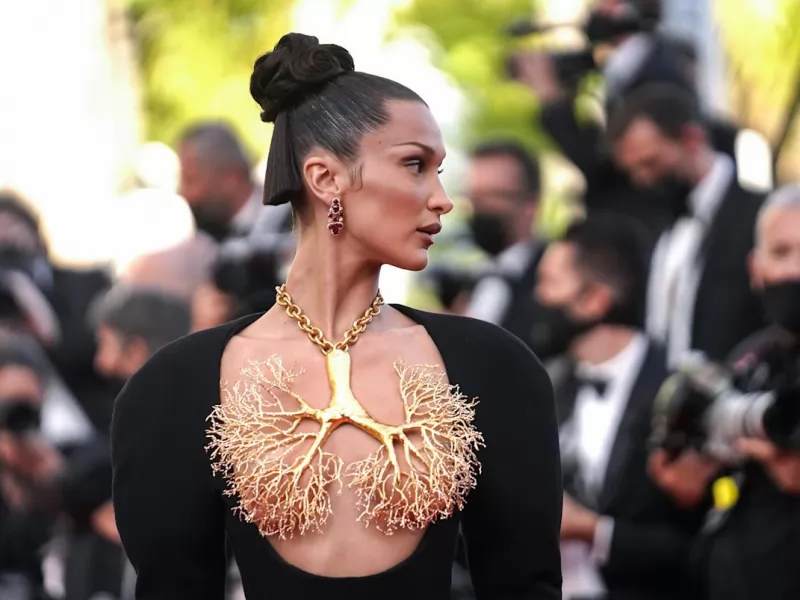 Cannes 2025 sarà pudico: vietata ufficialmente la nudità sul tappeto rosso