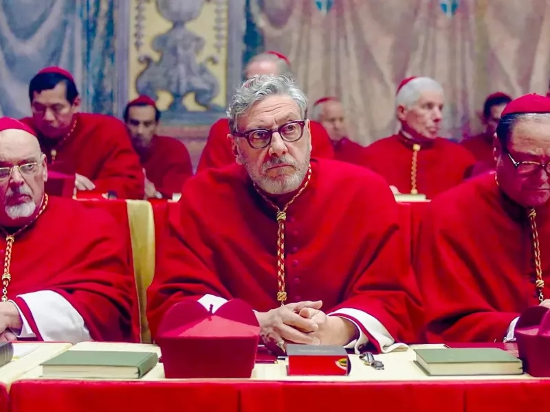 Conclave, Sergio Castellitto commenta il boom in streaming: ‘Non sono sorpreso’