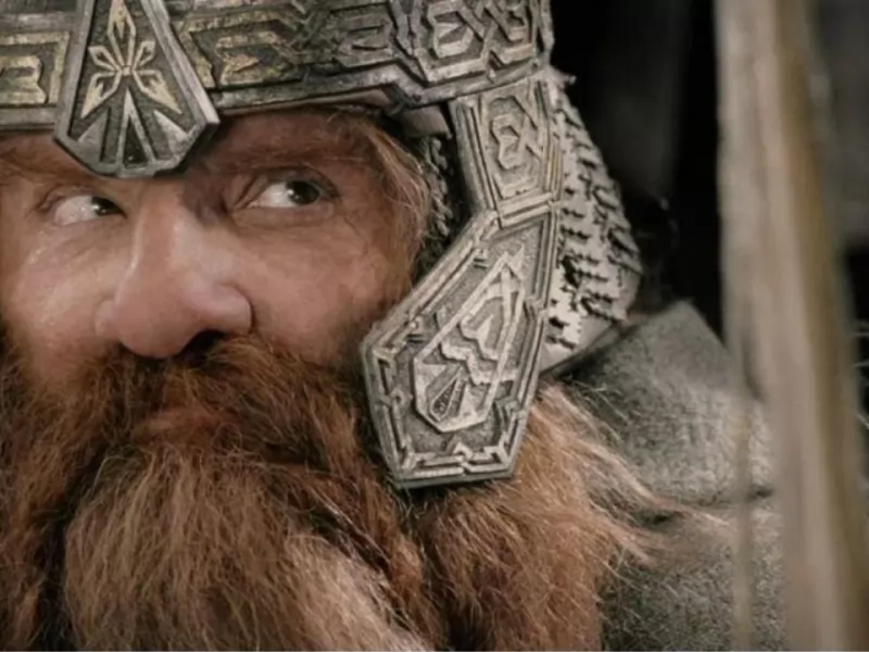 Il signore degli anelli: La Caccia a Gollum, torna Gimli? La star fa impazzire i fan