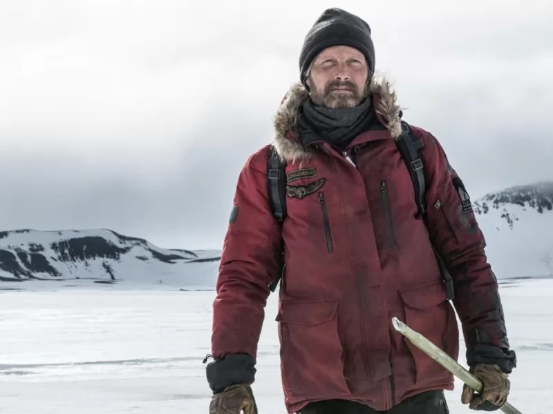 Mads Mikkelsen nel thriller di sopravvivenza Sirius: perfetto per i fan di Death Stranding