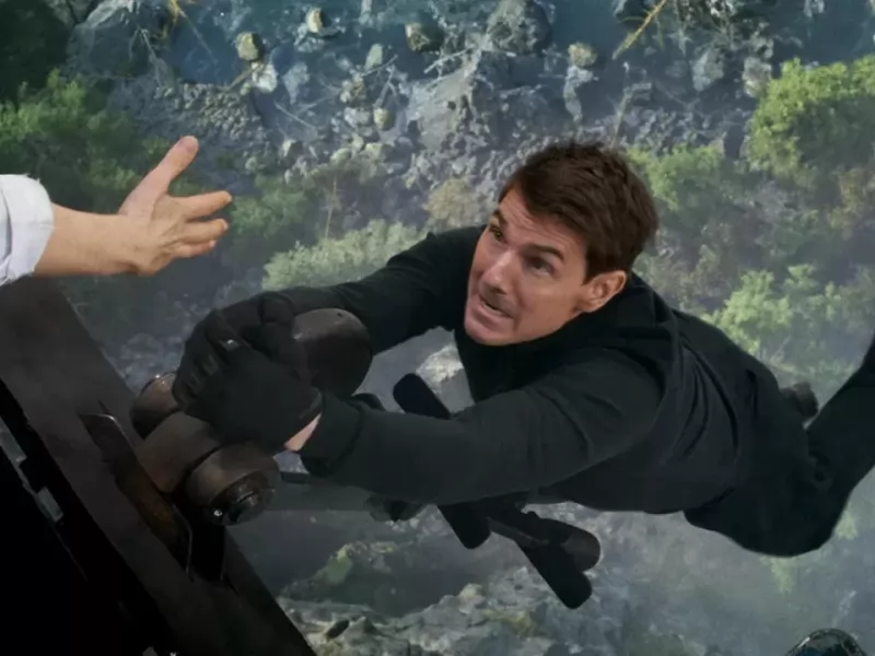 Mission: Impossible 8, trionfo a Cannes: 7 minuti di standing ovation! Tom Cruise commosso