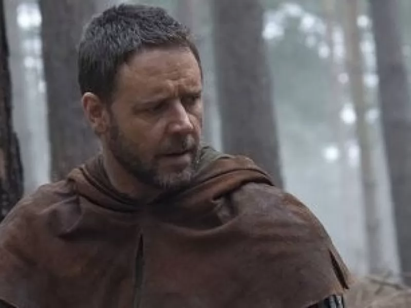 Robin Hood, Amazon taglia la prima scena: c’entra Trump? I fan si infuriano